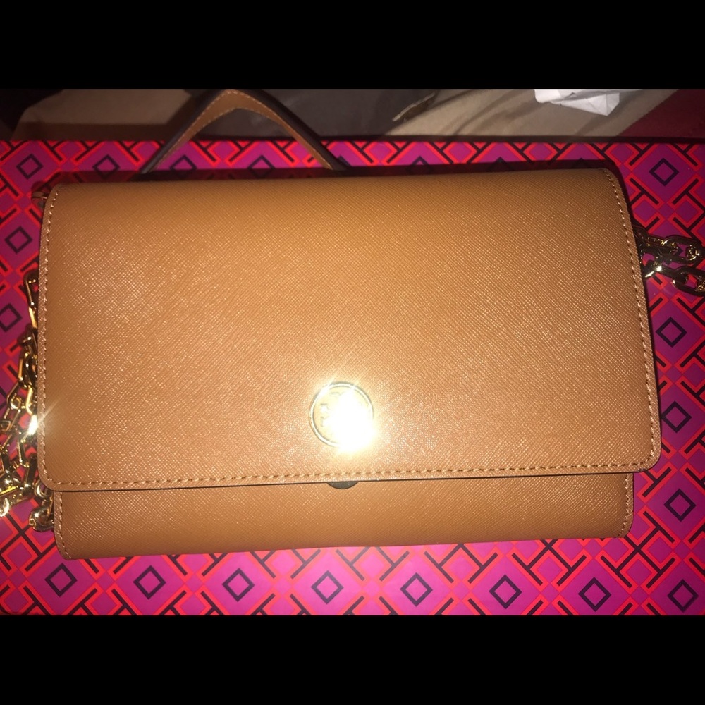 Tory Burch  cross body shoulder chain - Picture 4 of 5